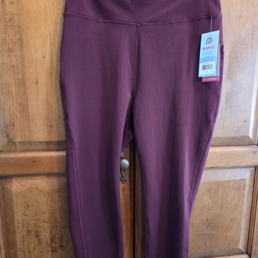 POP Fit Women's Burgundy Leggings